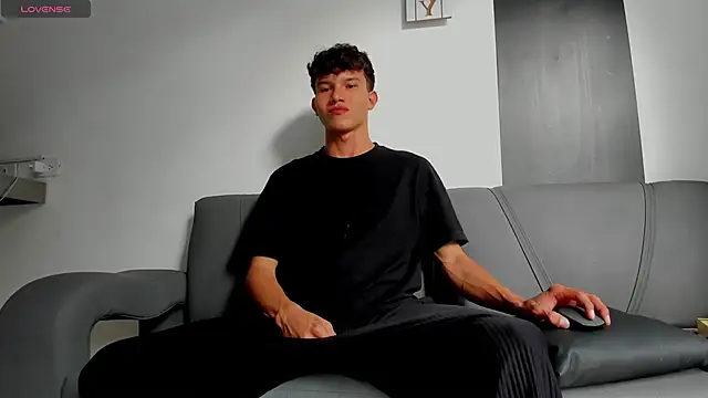 2Amateur Guys online show from 5, 2, 2026