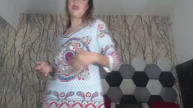 AntonellaBlanc online show from 10, 10, 2025