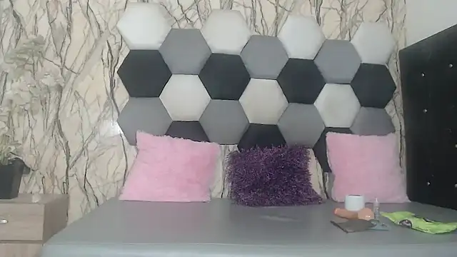 AntonellaBlanc online show from 3, 2, 2026