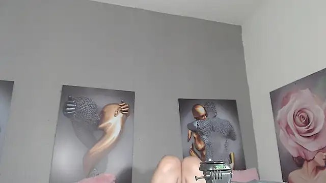 Snapshot of AntonellaBlanc chatting on 13, 6, 2026 AntonellaBlanc online show from 13, 6, 2026
