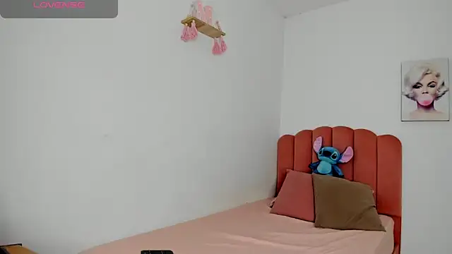 julieth sanzz online show from 5, 3, 2026