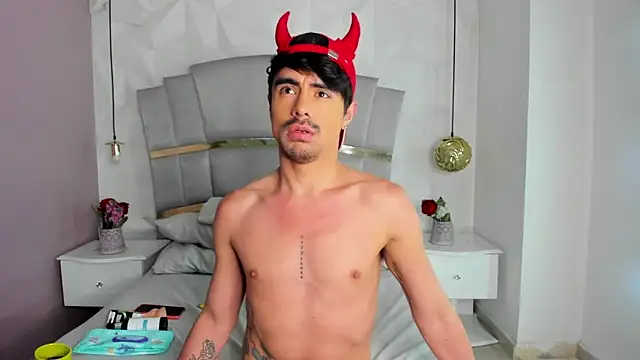 BryCams3 online show from 9, 9, 2025