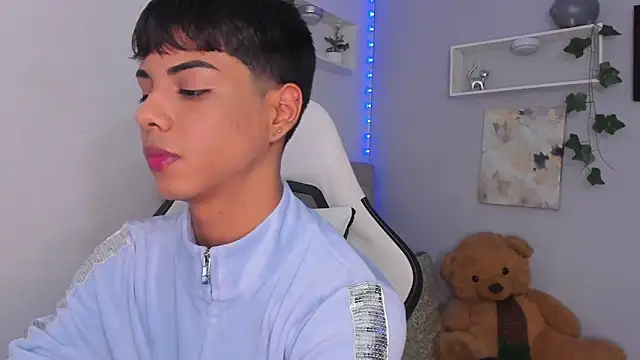 Thomas wil online show from 1, 11, 2025