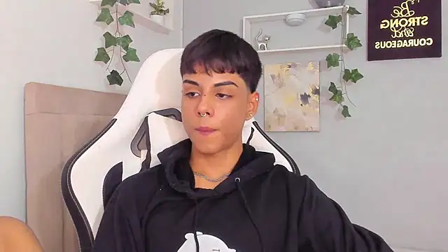 Thomas wil online show from 13, 11, 2025