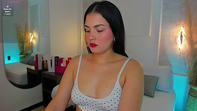 Snapshot of cristina_gallardo chatting on 10, 7, 2026 cristina gallardo online show from 10, 7, 2026