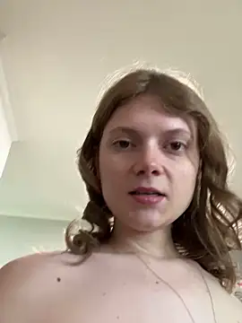 Lucyisdancin online show from 16, 4, 2026