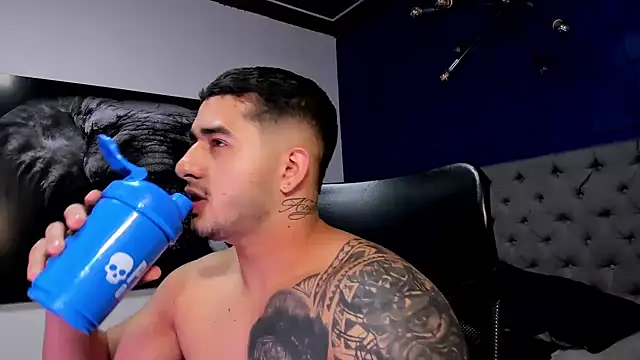 king falconer online show from 19, 12, 2025