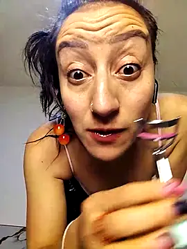 Oriana111 online show from 6, 4, 2026