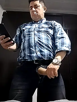 BigCristh79 online show from 6, 10, 2025