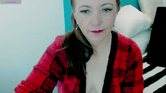 Snapshot of Kendraline1 chatting on 2, 6, 2026 Kendraline1 online show from 2, 6, 2026