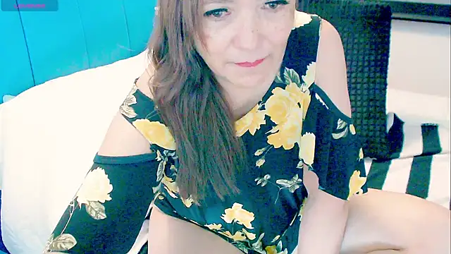 Snapshot of Kendraline1 chatting on 9, 7, 2026 Kendraline1 online show from 9, 7, 2026