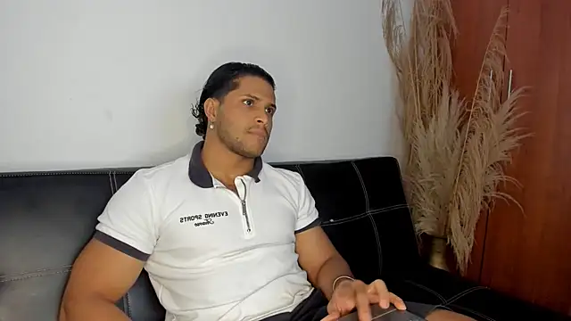 Evansdark1 online show from 6, 2, 2026