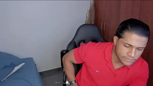 Evansdark1 online show from 13, 4, 2026