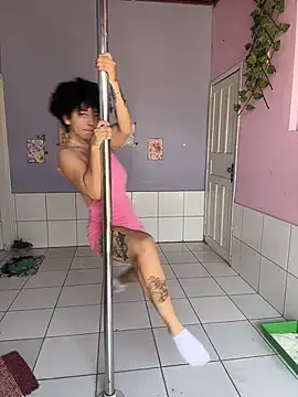 Snapshot of CamillyBlum chatting on 1, 11, 2025 CamillyBlum online show from 1, 11, 2025