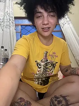 Snapshot of CamillyBlum chatting on 17, 11, 2025 CamillyBlum online show from 17, 11, 2025