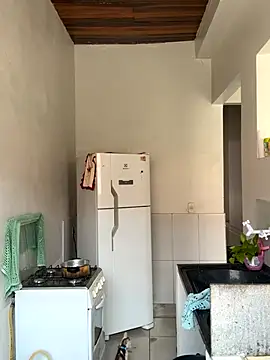 Snapshot of CamillyBlum chatting on 15, 10, 2025 CamillyBlum online show from 15, 10, 2025