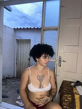 Snapshot of CamillyBlum chatting on 10, 11, 2025 CamillyBlum online show from 10, 11, 2025