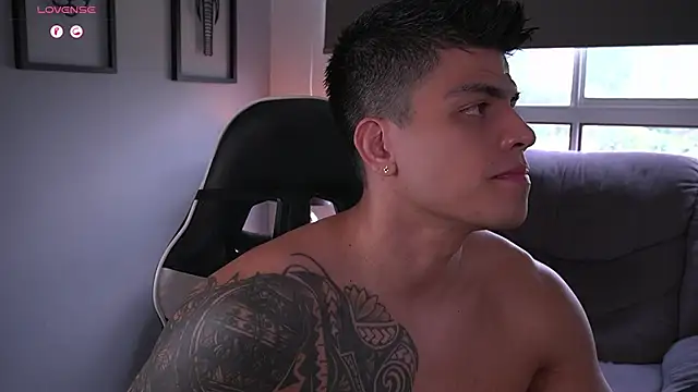 tyler muscle1 online show from 26, 9, 2025