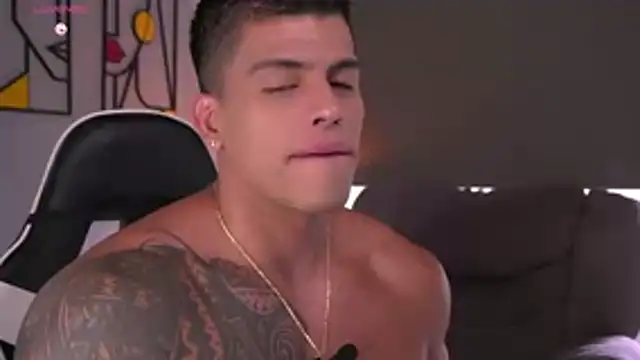 tyler muscle1 online show from 13, 4, 2026