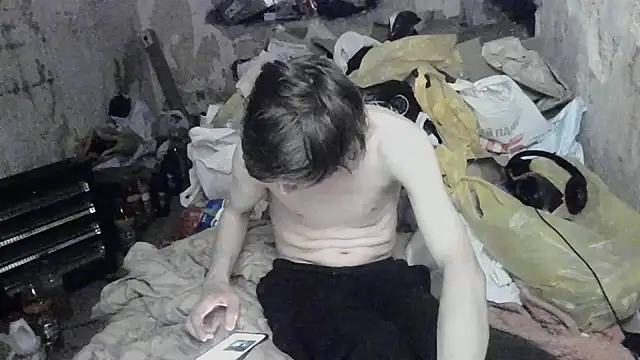 Snapshot of makarov1993 chatting on 13, 6, 2026 makarov1993 online show from 13, 6, 2026