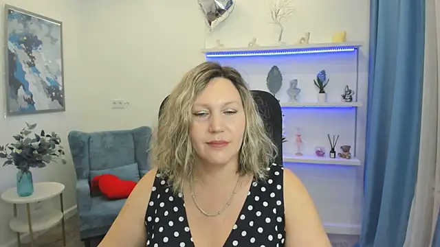 NinaStarle online show from 9, 5, 2026