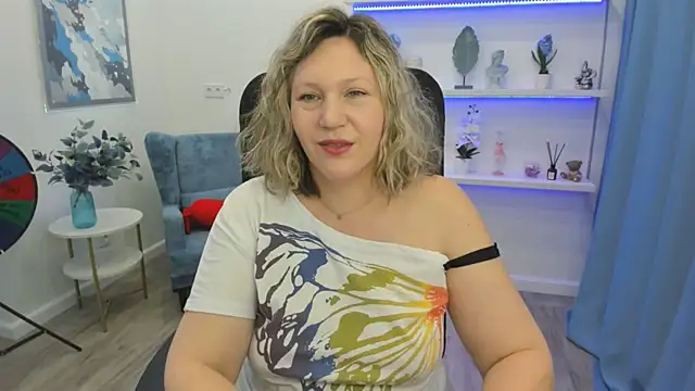 NinaStarle online show from 7, 5, 2026