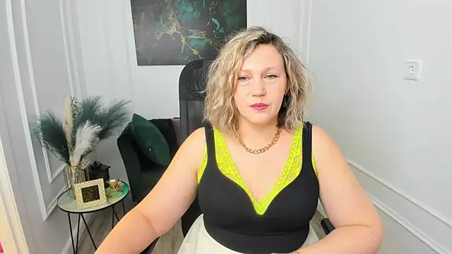 NinaStarle online show from 10, 4, 2026