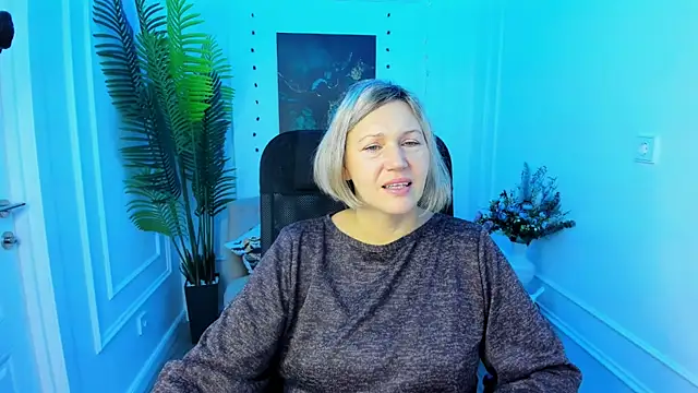 NinaStarle online show from 15, 10, 2025