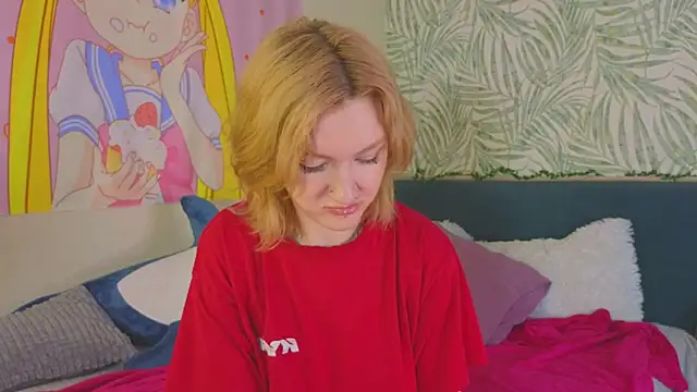 Snapshot of Alice_Pops chatting on 9, 10, 2025 Alice Pops online show from 9, 10, 2025