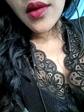 cuteaakriti online show from 10, 4, 2026