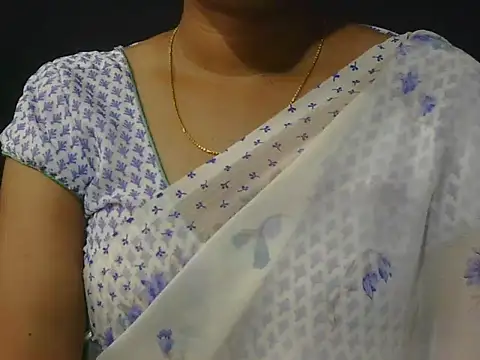 Snapshot of Priyanka_rao chatting on 16, 7, 2026 Priyanka rao online show from 16, 7, 2026