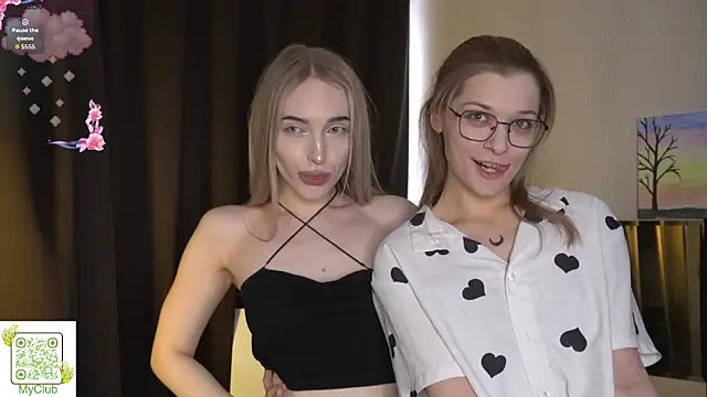 Snapshot of MaeEversley chatting on 19, 10, 2025 MaeEversley online show from 19, 10, 2025