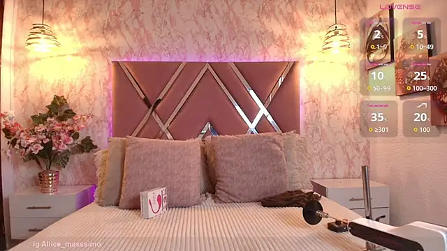 Aliice1  online show from 10, 10, 2025