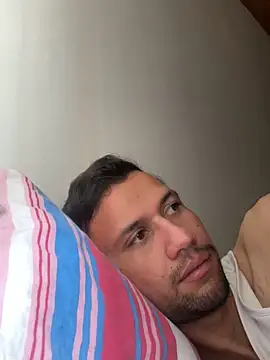 Michaell Spinelly online show from 8, 10, 2025