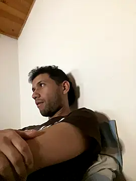 Michaell Spinelly online show from 2, 12, 2025