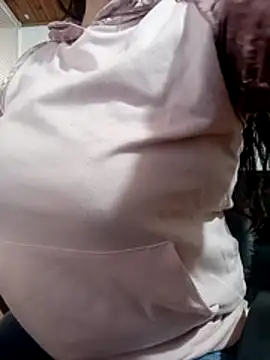 katherine blair online show from 15, 4, 2026