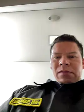 Manu0586 online show from 29, 10, 2025