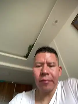 Snapshot of Manu0586 chatting on 1, 7, 2026 Manu0586 online show from 1, 7, 2026