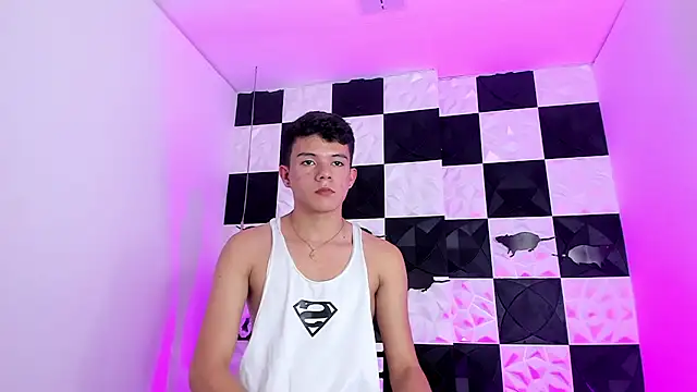 Snapshot of AndyFame1 chatting on 28, 10, 2025 AndyFame1 online show from 28, 10, 2025