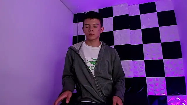 Snapshot of AndyFame1 chatting on 11, 10, 2025 AndyFame1 online show from 11, 10, 2025