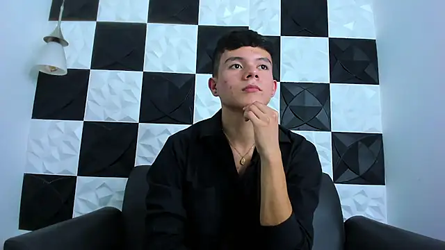 Snapshot of AndyFame1 chatting on 28, 11, 2025 AndyFame1 online show from 28, 11, 2025