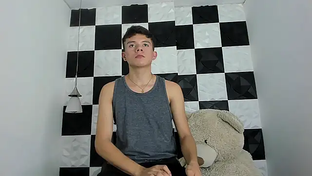 Snapshot of AndyFame1 chatting on 4, 11, 2025 AndyFame1 online show from 4, 11, 2025