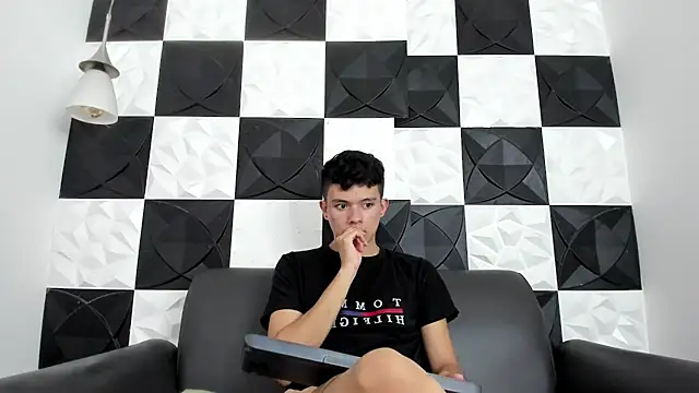 AndyFame1 online show from 14, 12, 2025