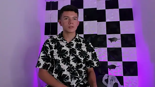 Snapshot of AndyFame1 chatting on 18, 10, 2025 AndyFame1 online show from 18, 10, 2025