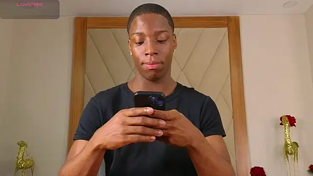 Snapshot of CharlesBrown_ chatting on 10, 6, 2026 CharlesBrown online show from 10, 6, 2026