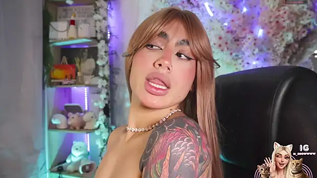 Miila snow online show from 16, 12, 2025