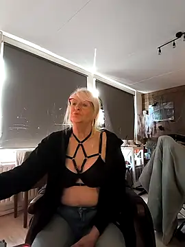 SexyKato001 online show from 6, 11, 2025