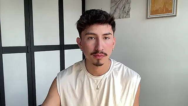 sweettaaron01 online show from 17, 2, 2026