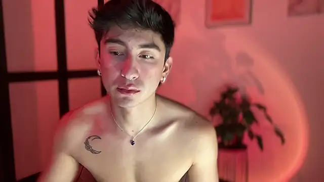 sweettaaron01 online show from 23, 4, 2026