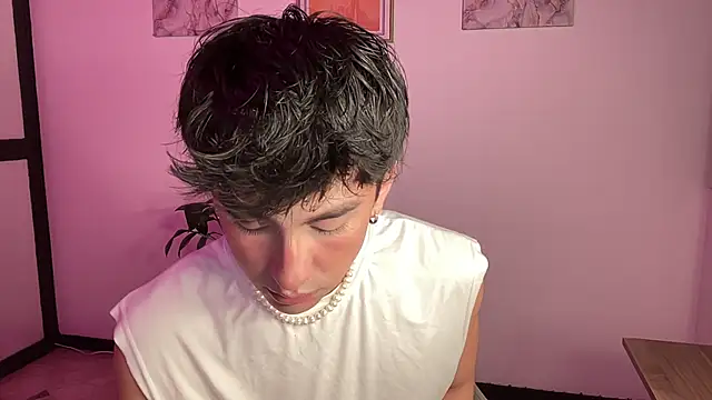 sweettaaron01 online show from 30, 4, 2026